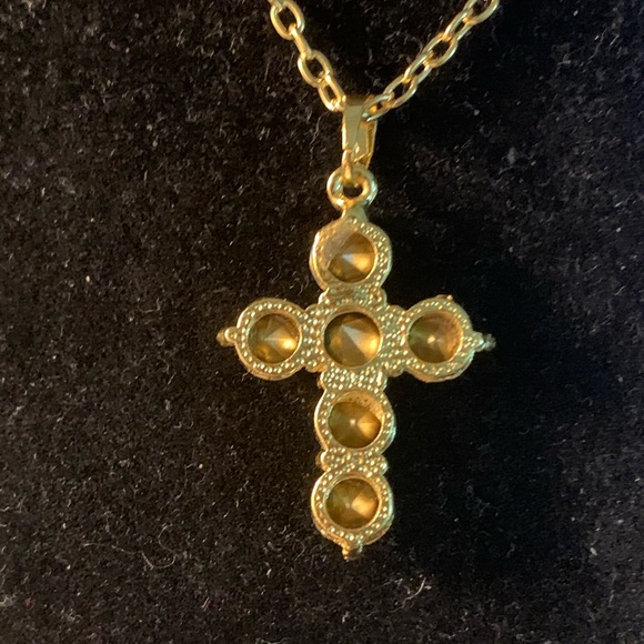 Cross Pendant - Picture 2 of 4